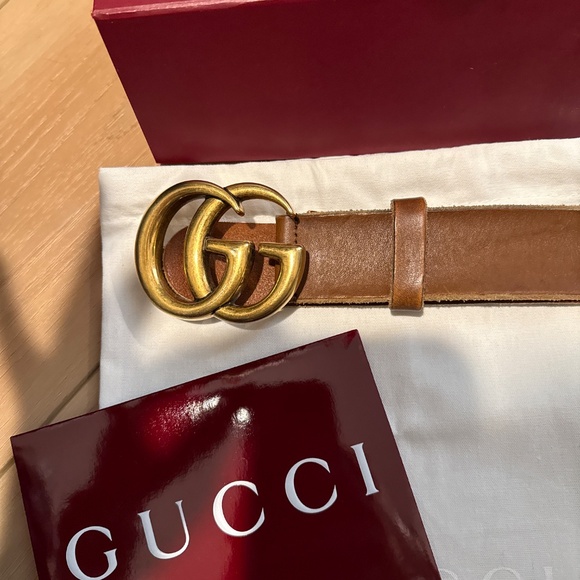Authentic Gucci Marmont GG belt in rich brown leather with iconic antique gold d